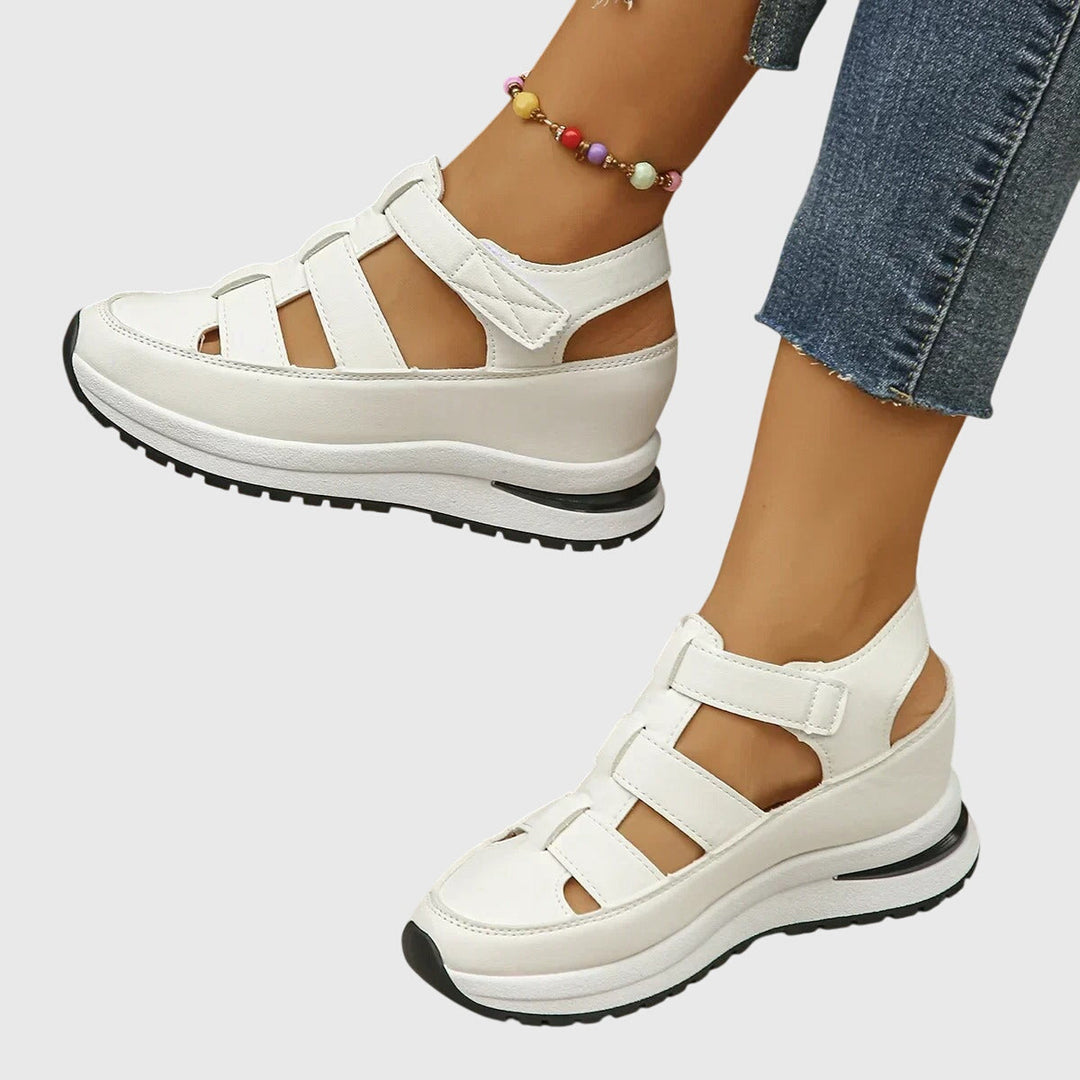 Finnie - Multifunktionale Orthopädische Sandalen
