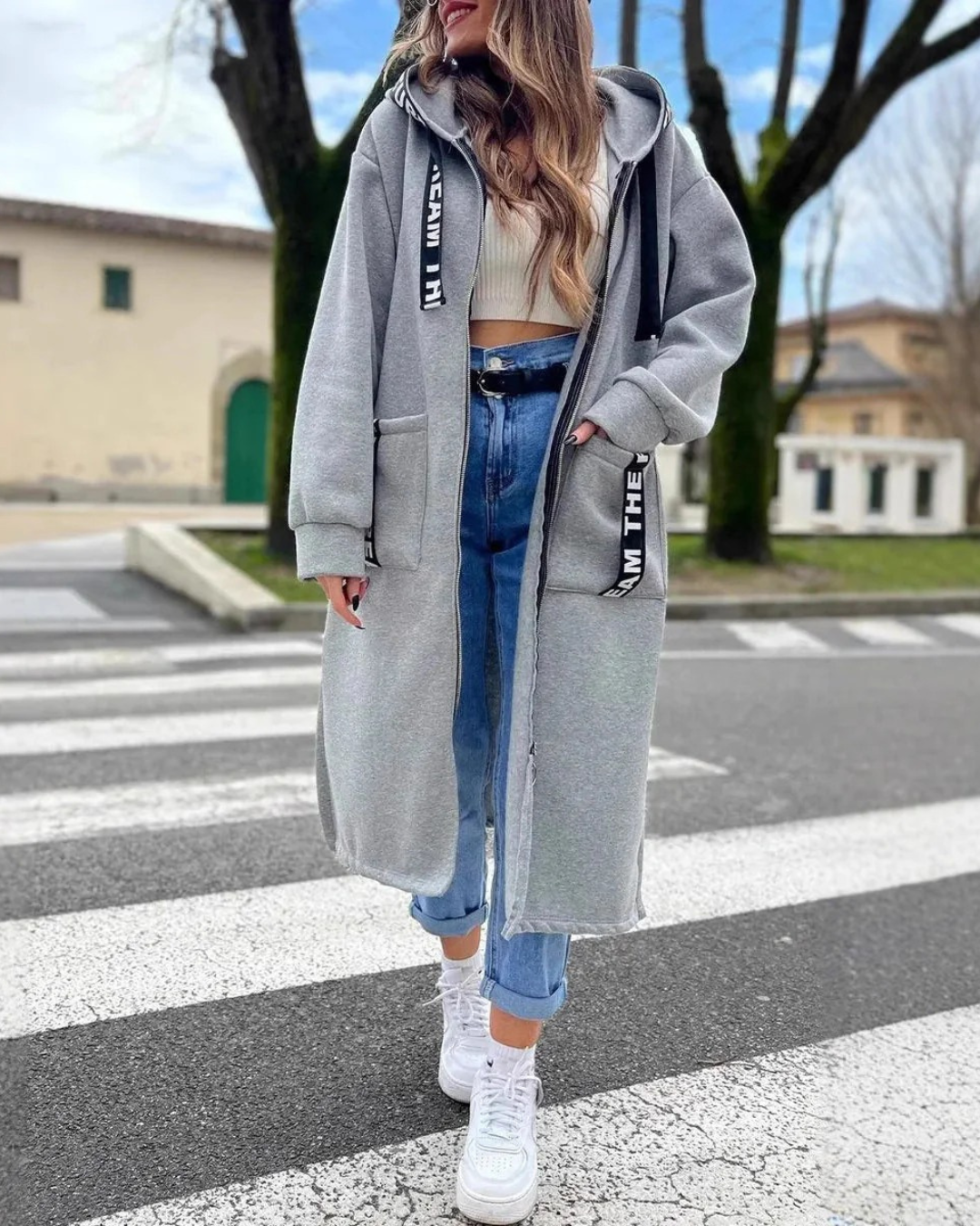 Rita | Lange Sweatjacke mit Kapuze und Taschen