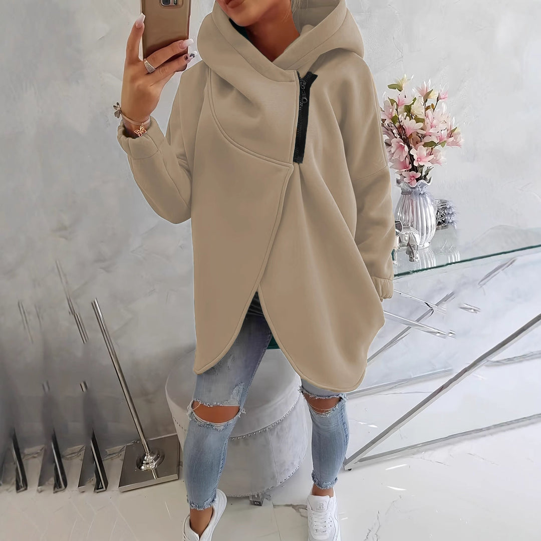 Ginevra | Oversize Hoodie-Jacke mit Kapuze und asymmetrischem Reißverschluss