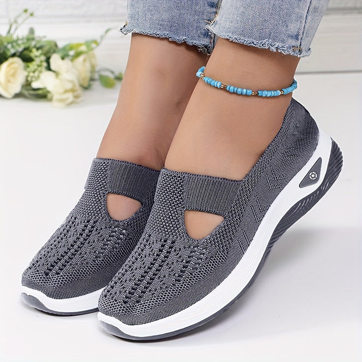 Komfortable Slip-On-Sneaker mit fester Passform