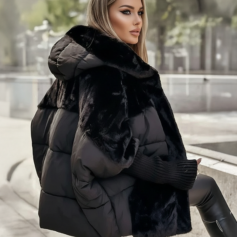 Valeria | Hybrid-Steppjacke mit Plüschbesatz und Kapuze