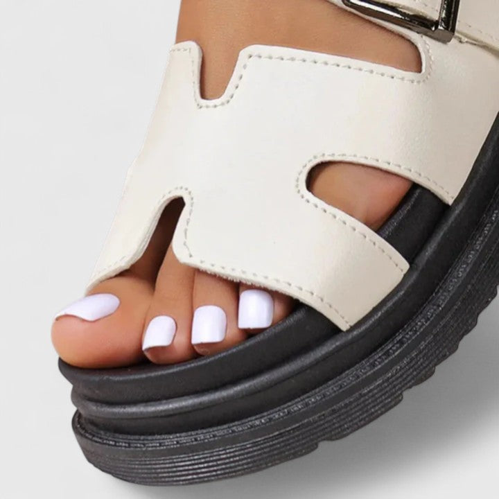 Marilyn - Stilvolle Orthopädische Sandalen