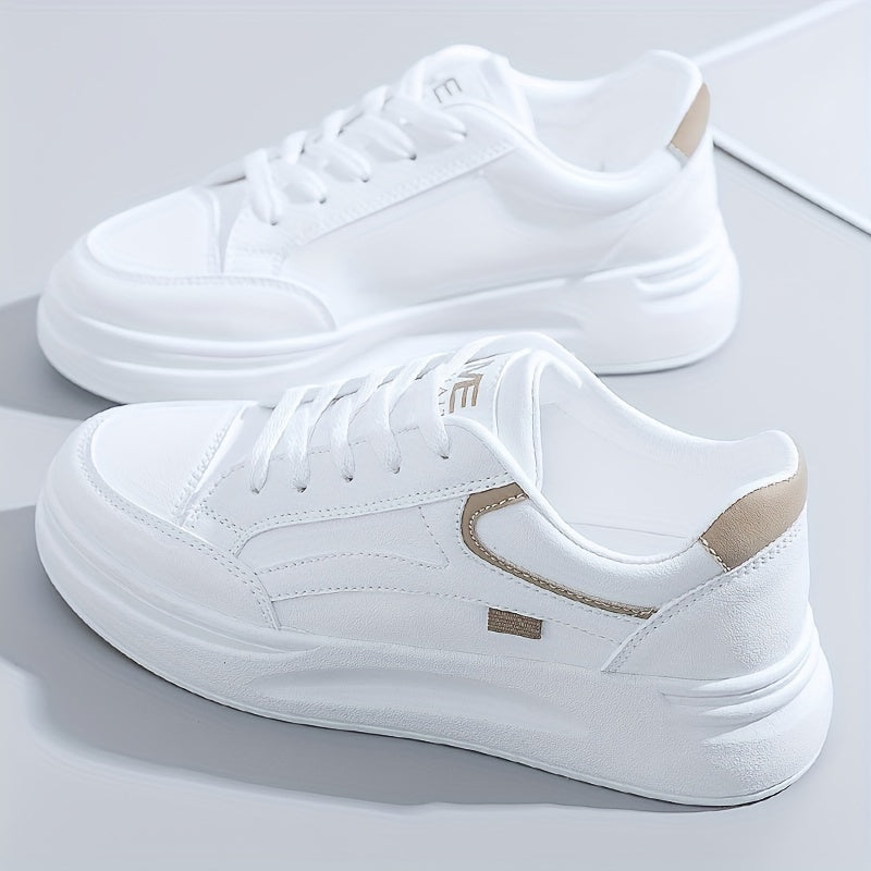 Elegante weiße Sneakers mit angenehmem Tragekomfort