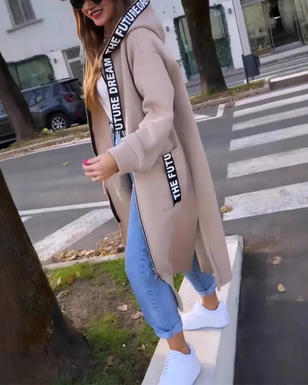 Rita | Lange Sweatjacke mit Kapuze und Taschen