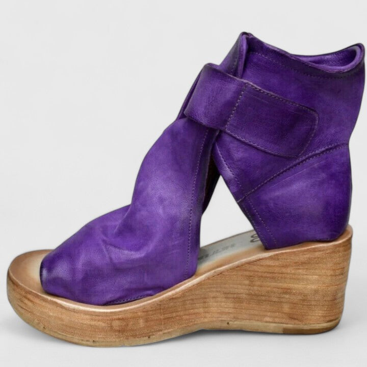 Karline - Klassische Keil-Sandalen