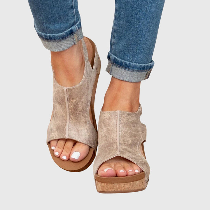 Marni - Stilvolle orthopädische Sandalen