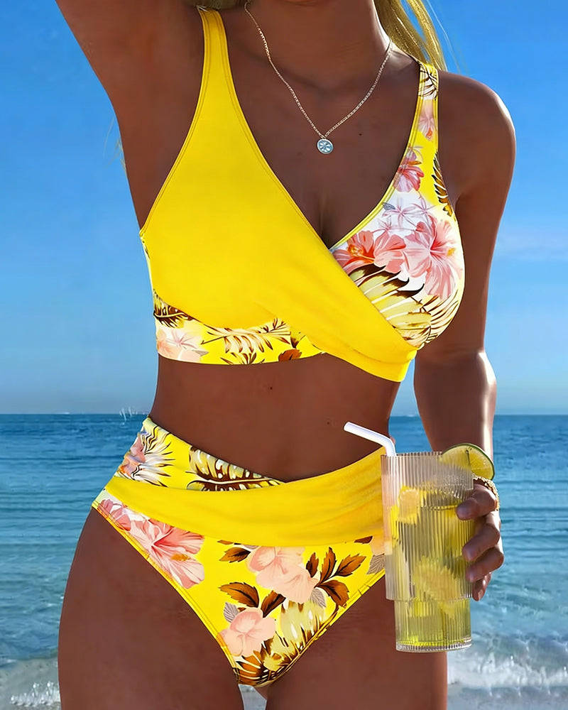 Helene | Geteilter Bikini mit Kontrast-Blumenmuster