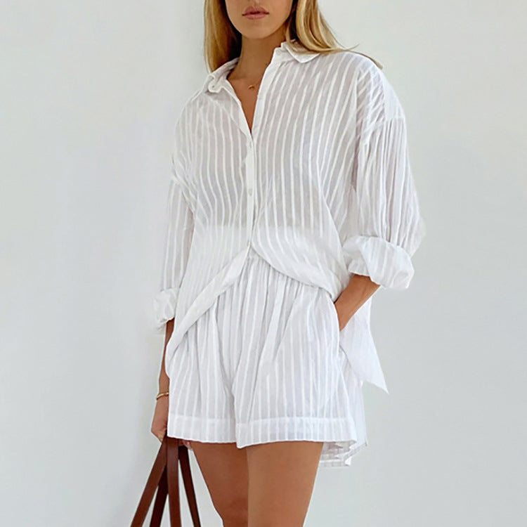 Viola - Ensemble mit Knopfleiste und Leichten Shorts