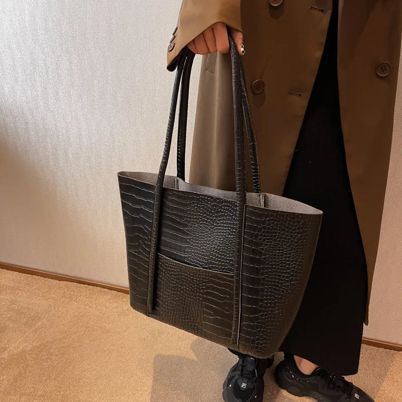 Christina™ | Stylish Shoulder Bag