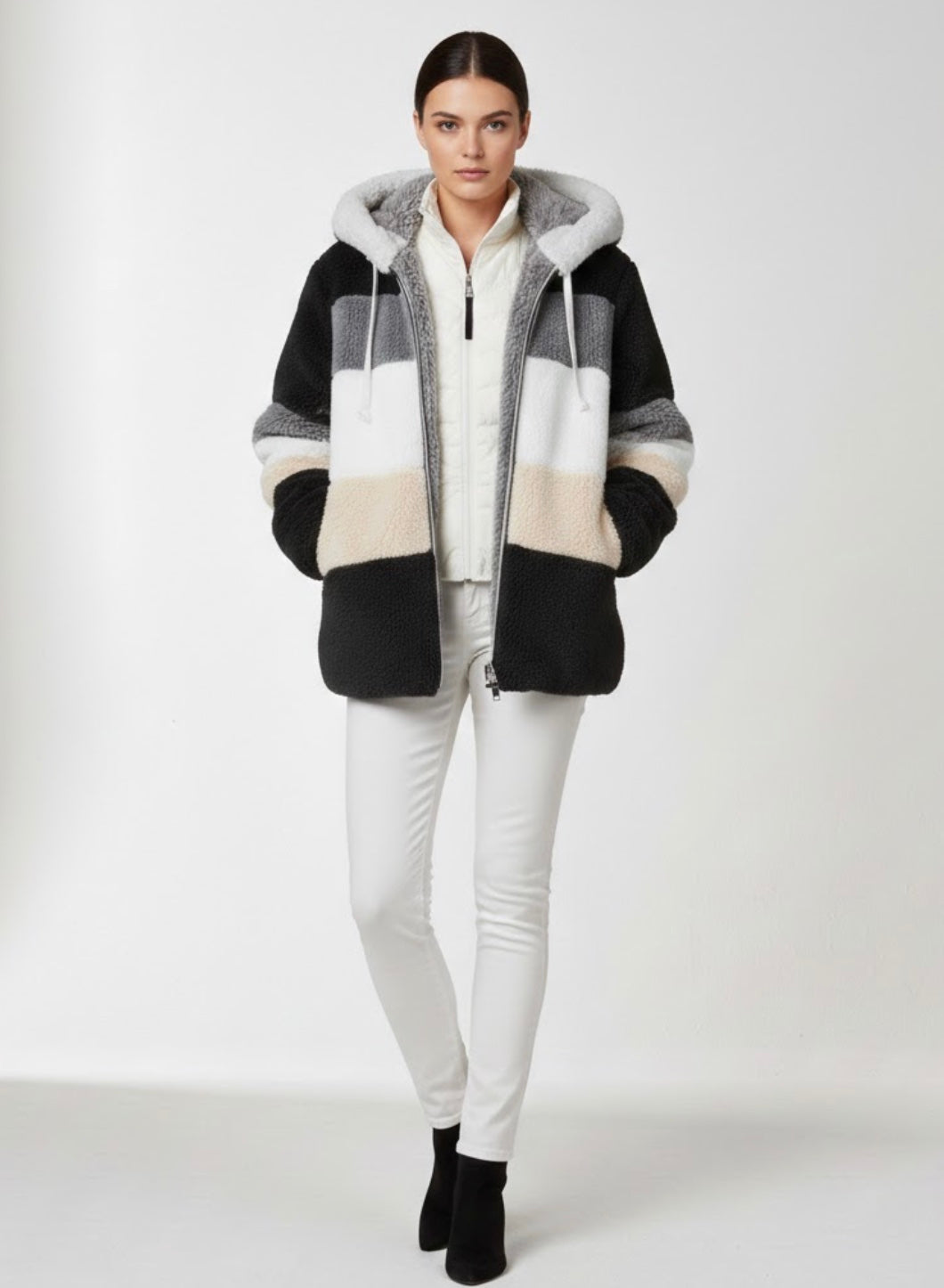 Serena | Teddy-Jacke mit Farbblock, Kapuze und Reißverschluss