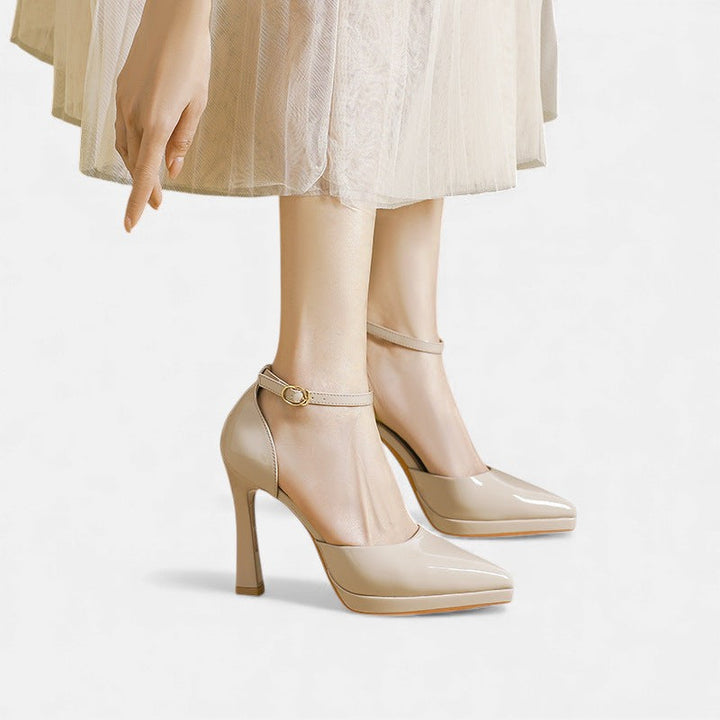 Evette Leather Pumps