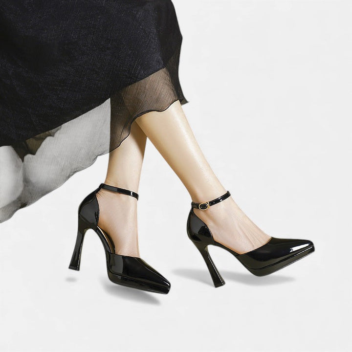 Evette Leather Pumps