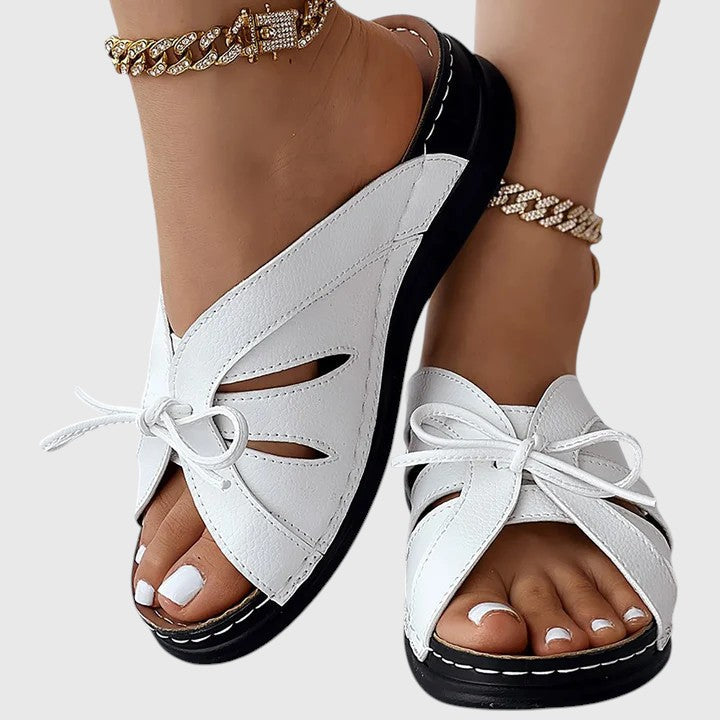 Darcy - Elegante Slip-On Sandalen mit Schleife