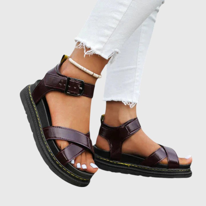 Callan - Stilvolle Orthopädische Sandalen