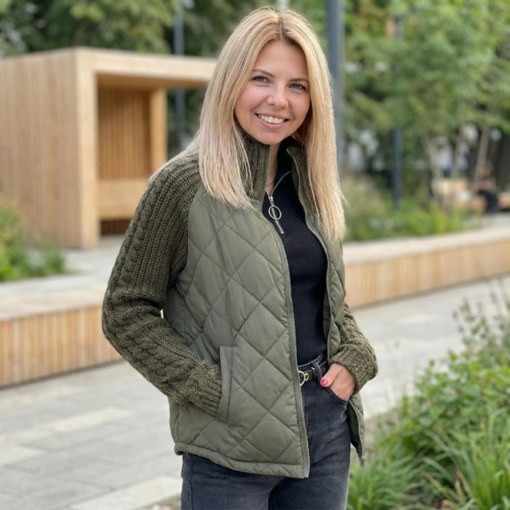 Carina | Strickjacke mit gesteppter Vorderseite