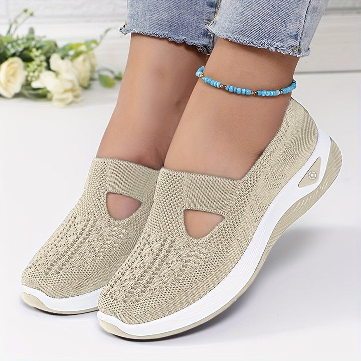 Komfortable Slip-On-Sneaker mit fester Passform