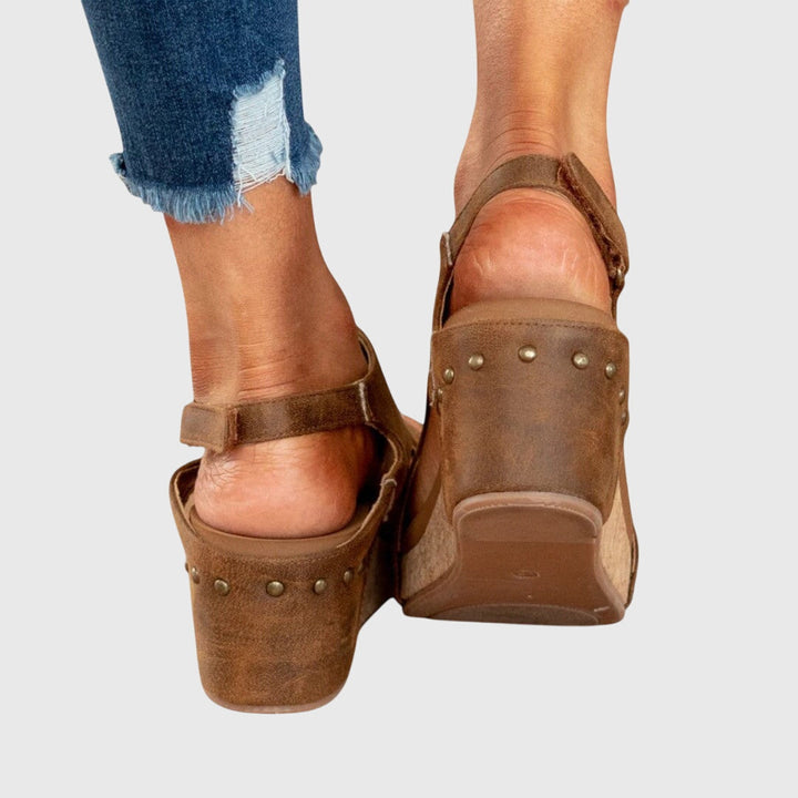 Marni - Stilvolle orthopädische Sandalen