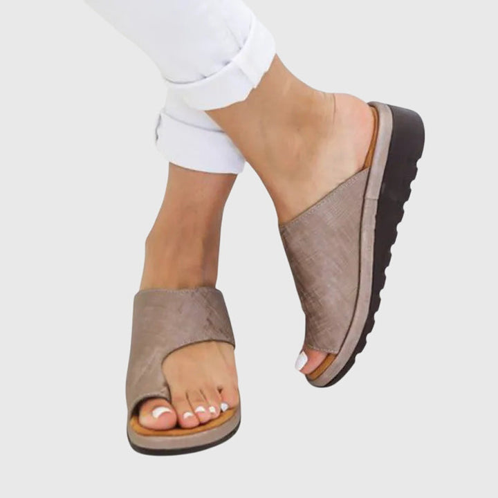 Amara - Komfortable Orthopädische Sandalen