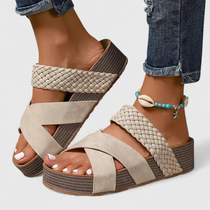 Lucia - Stilvolle Orthopädische Sandalen