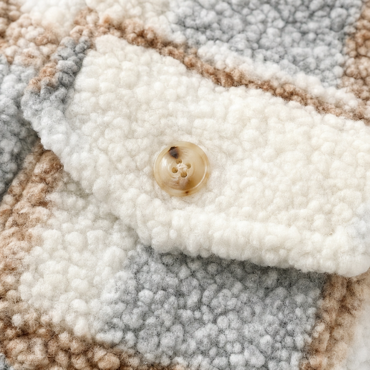 Clara | Kuscheliger Karomantel im Teddy-Look