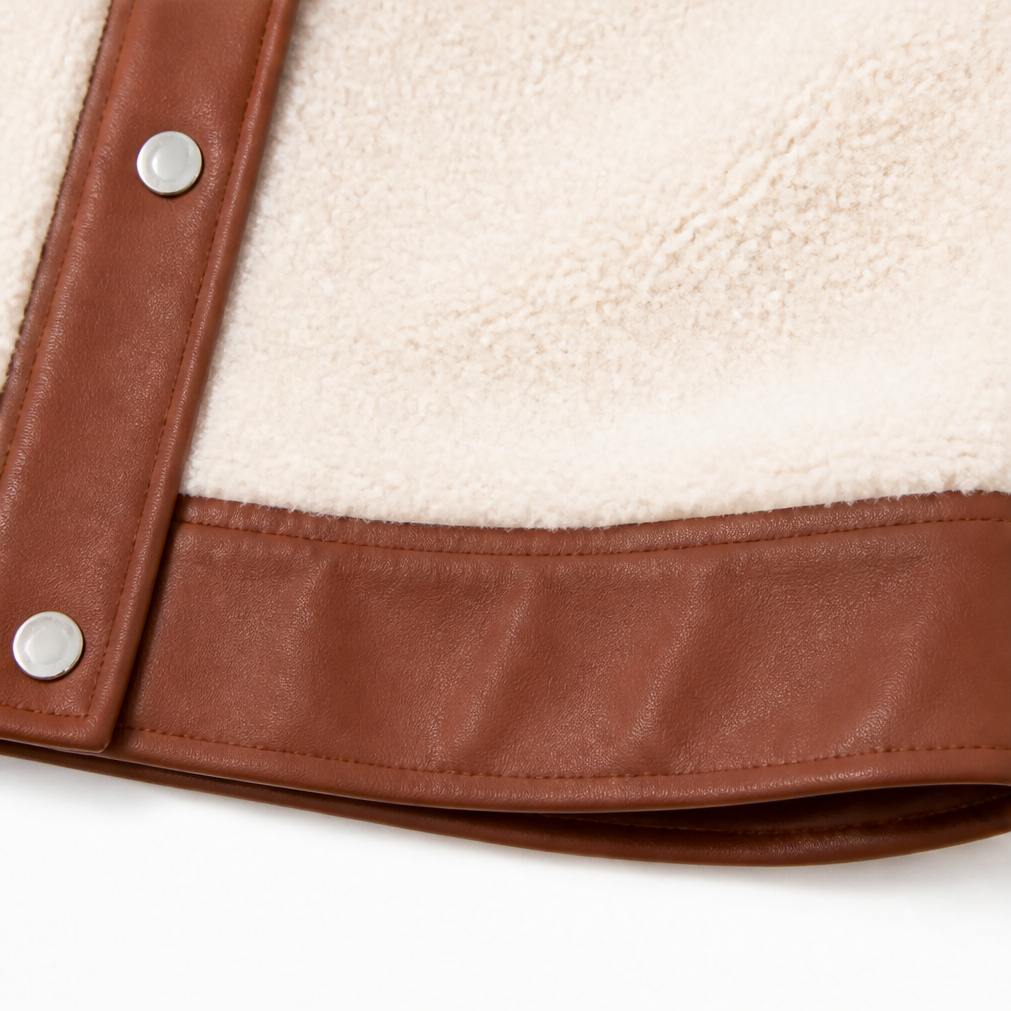 Sienna | Kuscheliger Mantel mit Lederoptik-Details