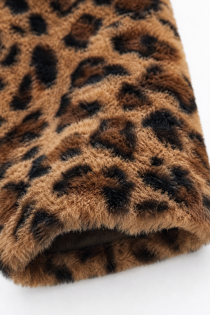 Paulina | Plüschmantel im Leoparden-Look