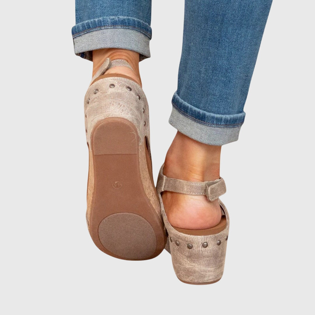 Marni - Stilvolle orthopädische Sandalen