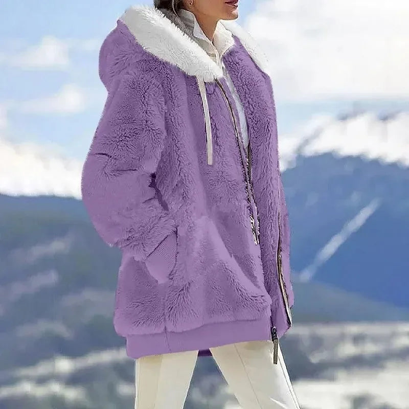 Serena | Teddy-Jacke mit Farbblock, Kapuze und Reißverschluss