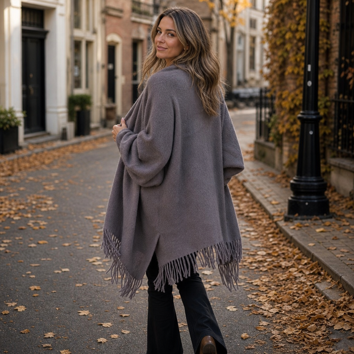 Tanja | Strick-Poncho mit Fransensaum