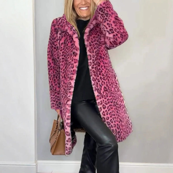 Greta | Mantel aus Öko-Fell mit Leopardenmuster
