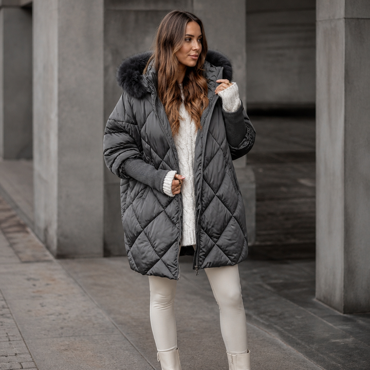Helena | Gesteppter Wintermantel mit Kapuze