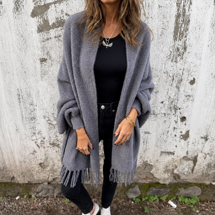 Tanja | Strick-Poncho mit Fransensaum