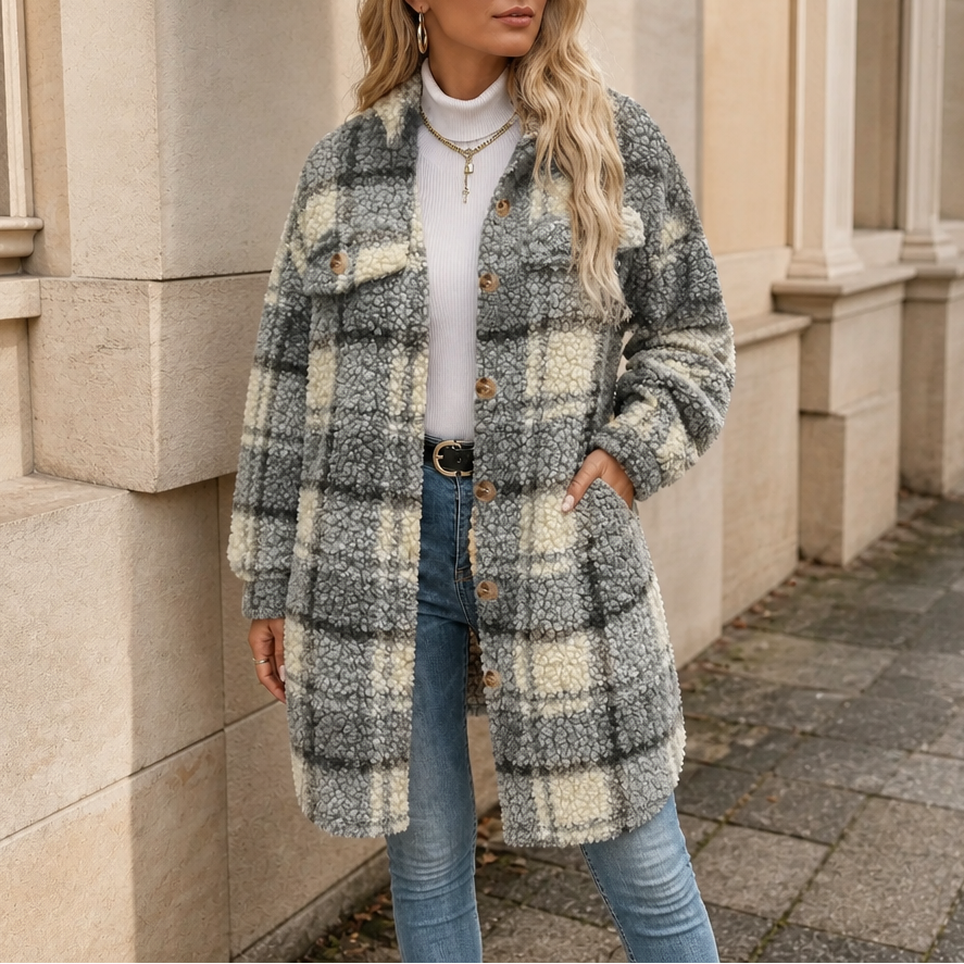 Clara | Kuscheliger Karomantel im Teddy-Look