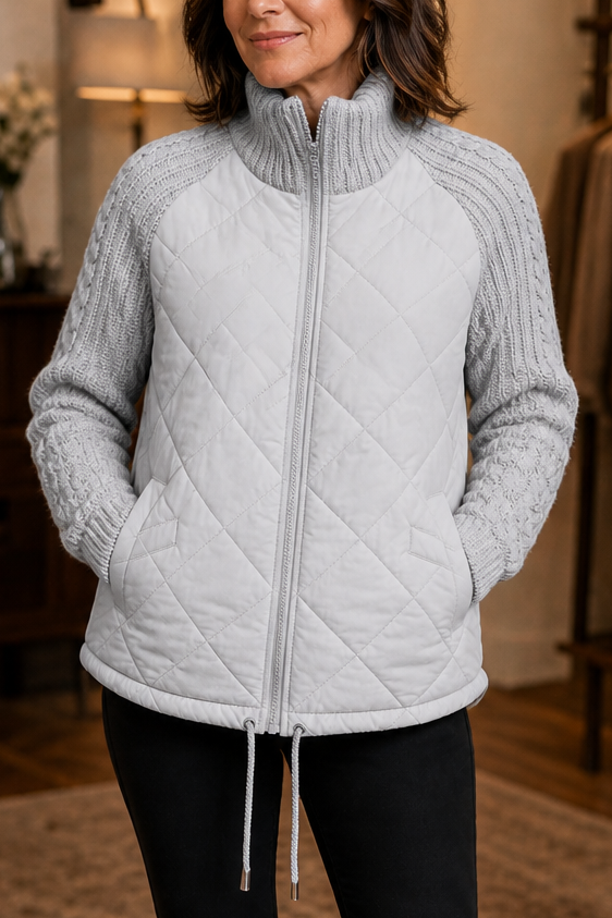 Lorena | Hybrid-Steppjacke mit Zopfstrick-Ärmeln