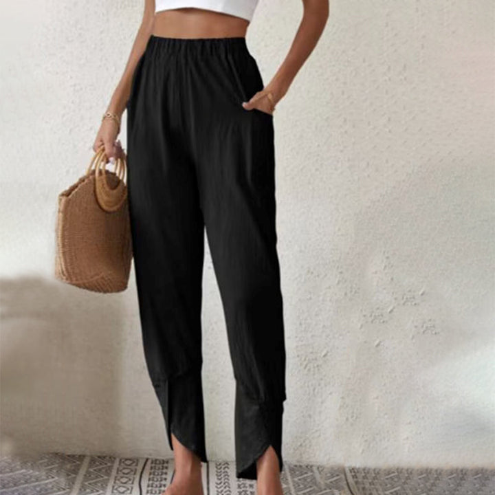 Essari - Hose mit Schlitzdetails
